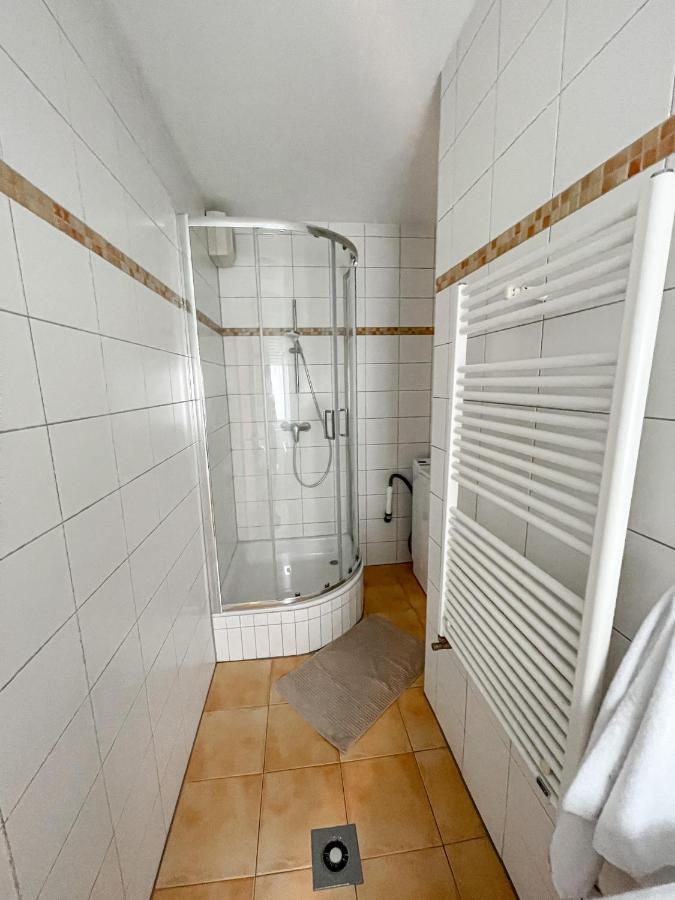Schoene Einzimmerwohnung Bad Nauheim Esterno foto